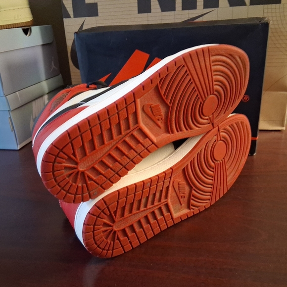 Air Jordan 1 Retro High OG Bred Toe 555088-610 Gym Red Black Summit White Sz 12 - Picture 7 of 7